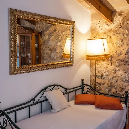 Farm stay Sa Cova Vella *