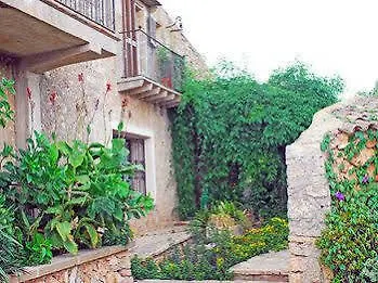 Farm stay Sa Cova Vella *